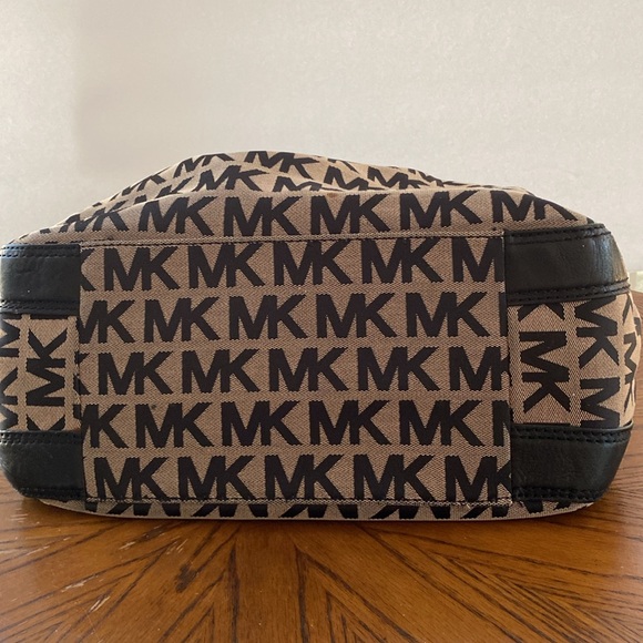 Michael Kors Brown and Black MK Logo Shoulder Bag - Picture 5 of 8